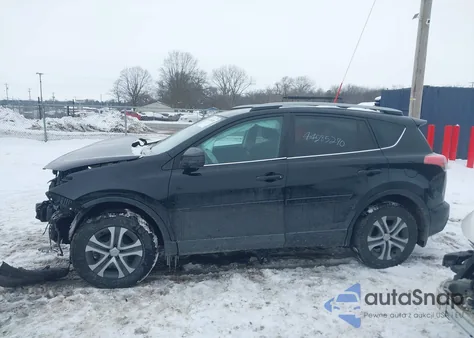 2017 Toyota Rav4 Le из США, поврежденный, VIN 2T3BFREV6HW553971